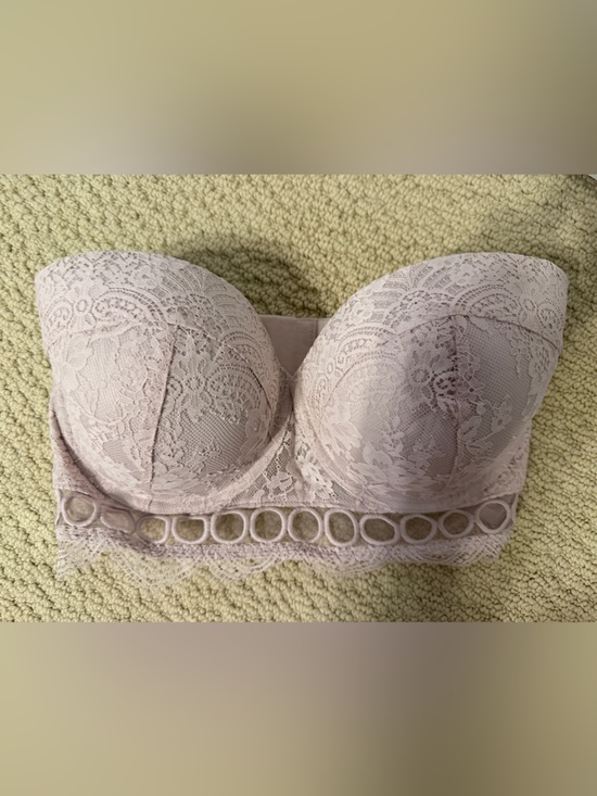 Victoria's Secret Other - Victoria's Secret Strapless Lace Bra in Pale Pink